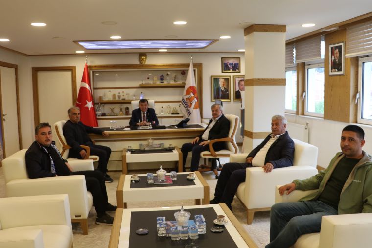 Kültür Memur – Sen Genel Başkanı Erdoğan’dan Başkan İkiz’e Ziyaret